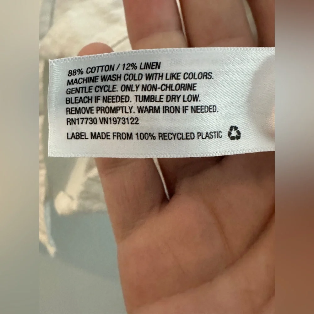 Universal Thread white cropped button up - Picture 6 of 6